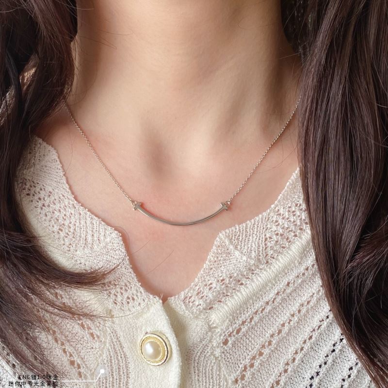 T*f*ny necklaces